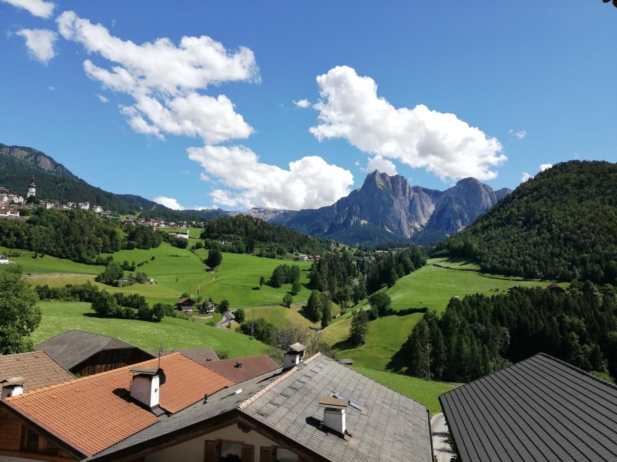 Gosthof Kastelruth Appartement Buitenkant foto